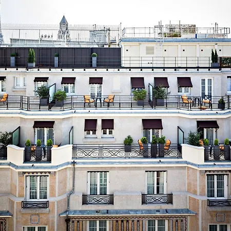 Szálloda De Galles, A Luxury Collection Hotel, 5*