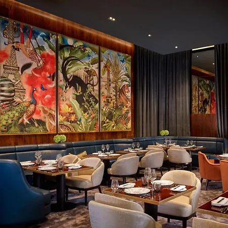 De Galles, A Luxury Collection Hotel, Hotel 5*