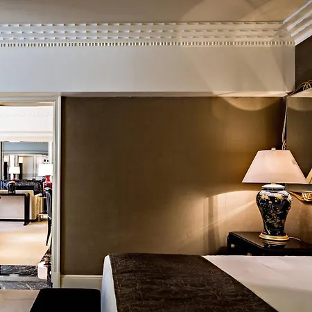 De Galles, Un Luxury Collection, 5*