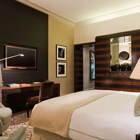 De Galles, Un Luxury Collection, Hotel 5*