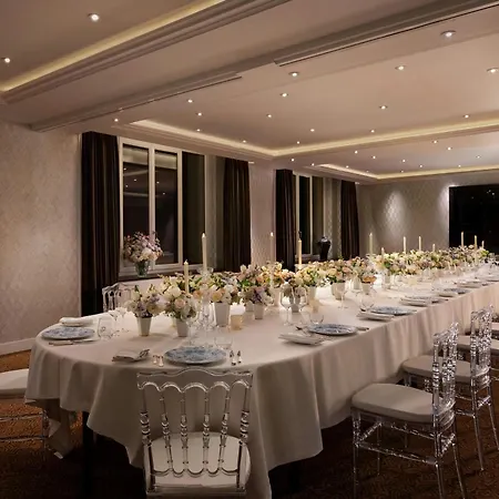 De Galles, Un Luxury Collection, Hotel 5*