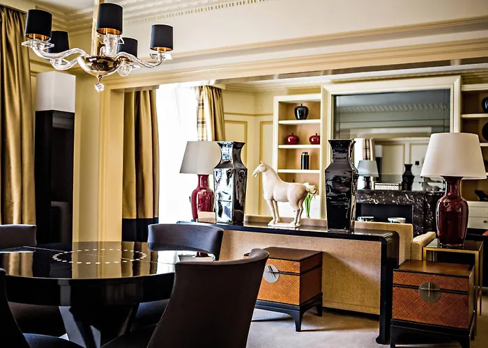 De Galles, A Luxury Collection Hotel, Hotel 5*