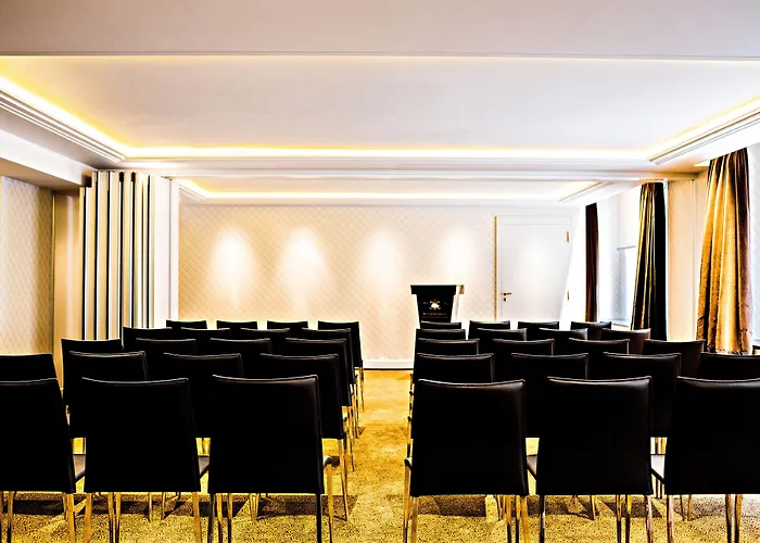 Hotel De Galles, A Luxury Collection Hotel, 5*