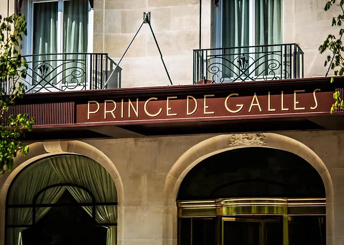 De Galles, A Luxury Collection Hotel, Hotel 5*