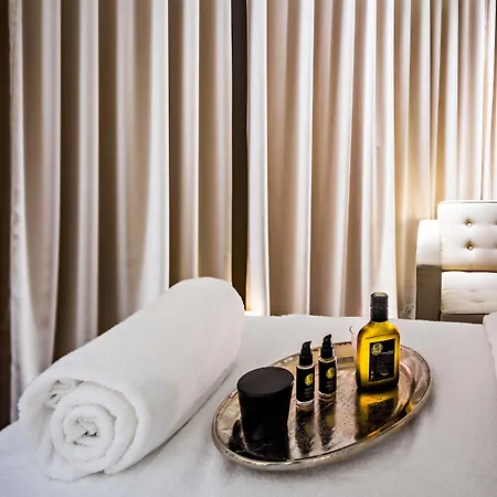 De Galles, A Luxury Collection Hotel, París