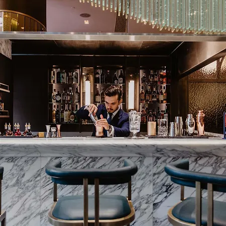 De Galles, A Luxury Collection Hotel, Hotell