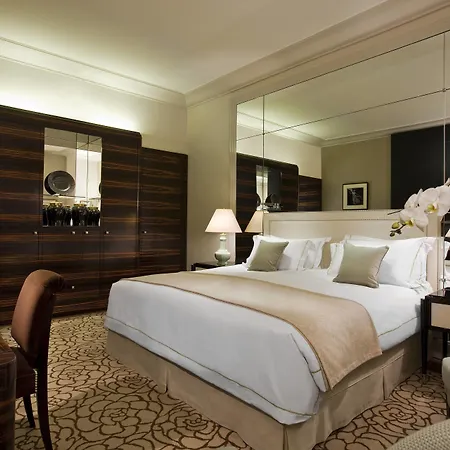 De Galles, A Luxury Collection Hotel, Hotel 5*